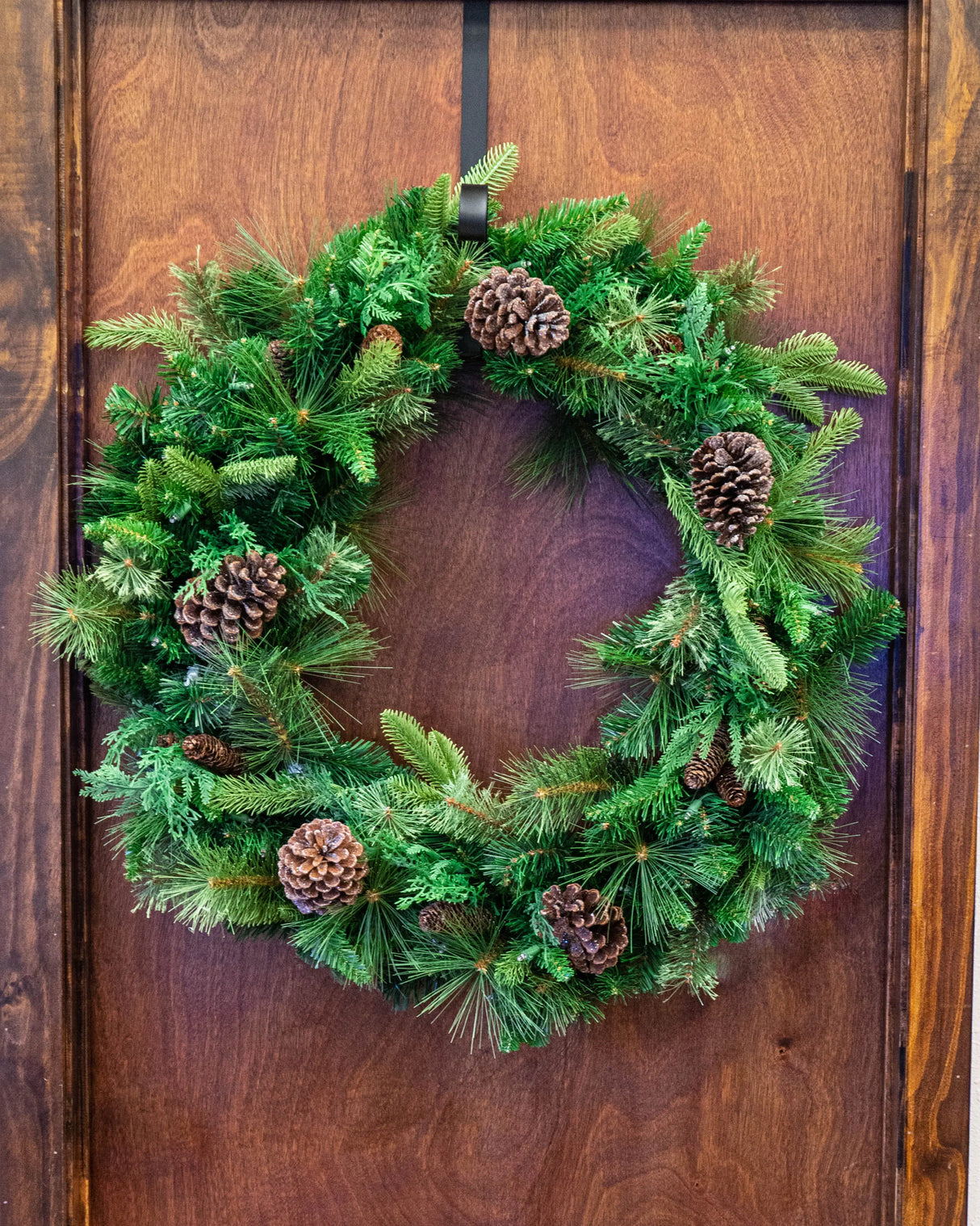 Wreath Hanger Hook, Set of 1 Crosslight