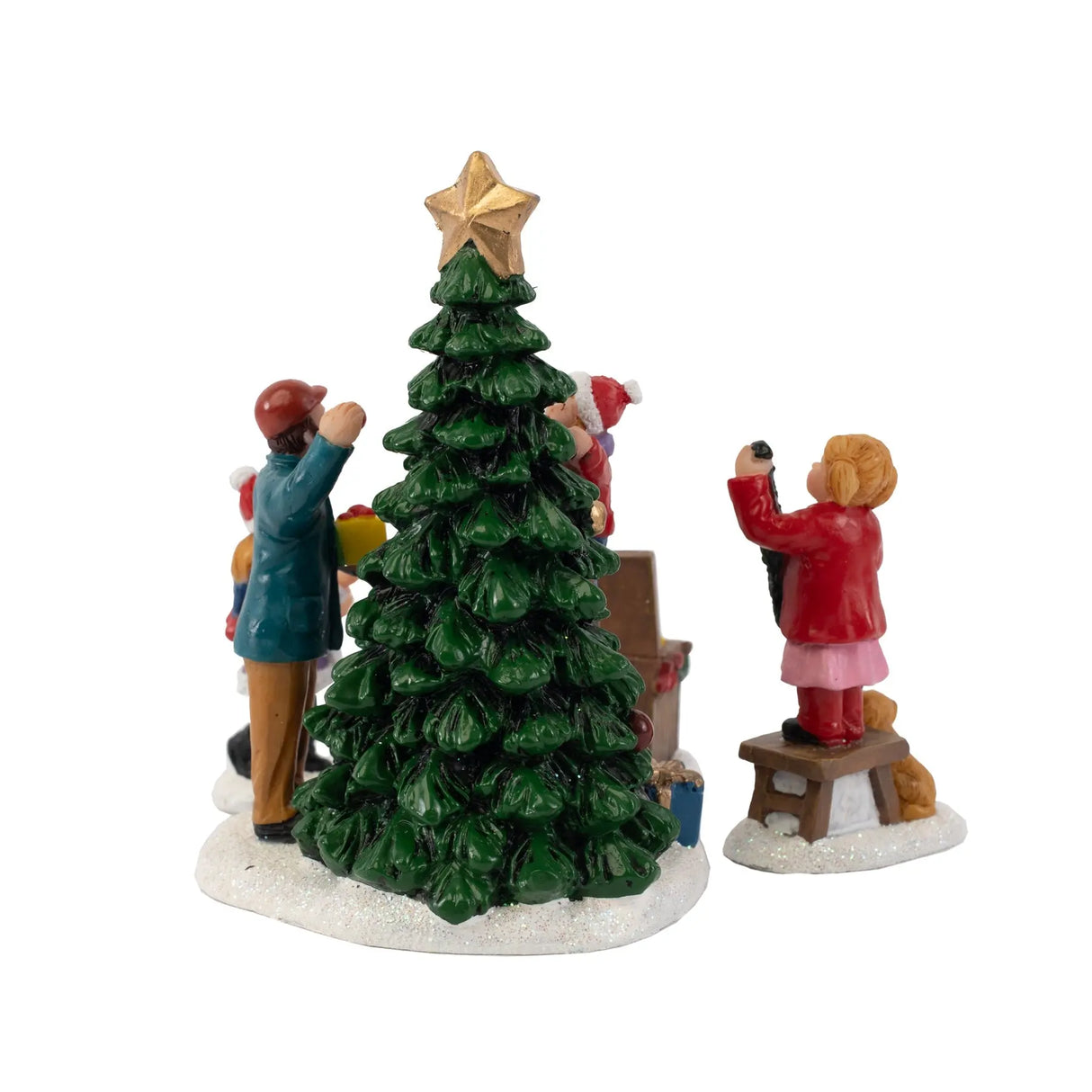 Decorating Tree fgsquarevillage