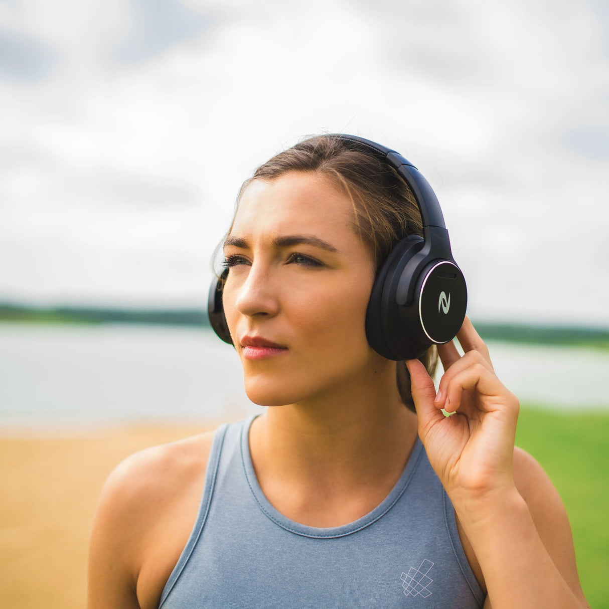 Nuvelon ONE Bluetooth Headphones Nuvelon