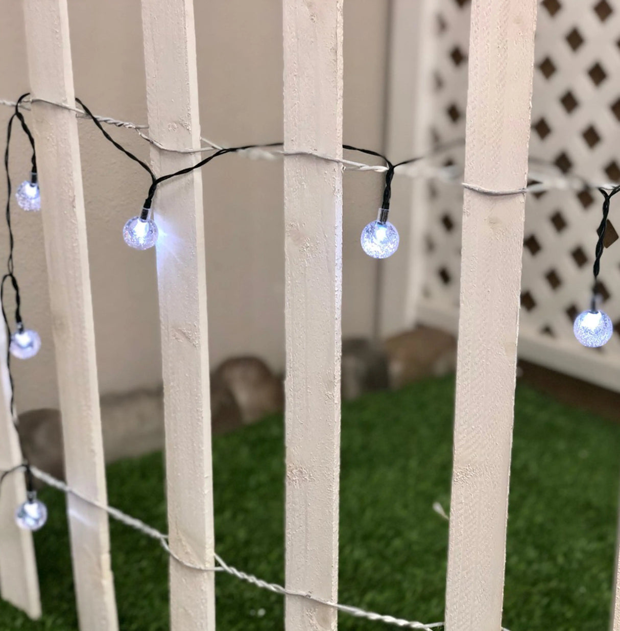 Ball String Lights (Cool White) Crosslight